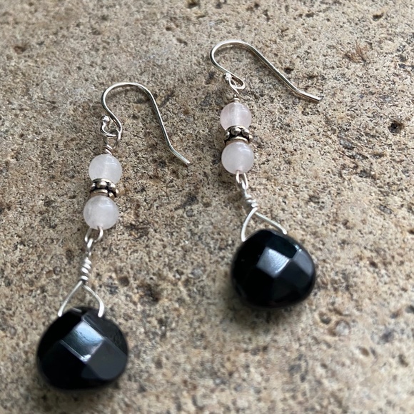 Black Onyx & Rose Quartz Earrings - Picture 2 of 2